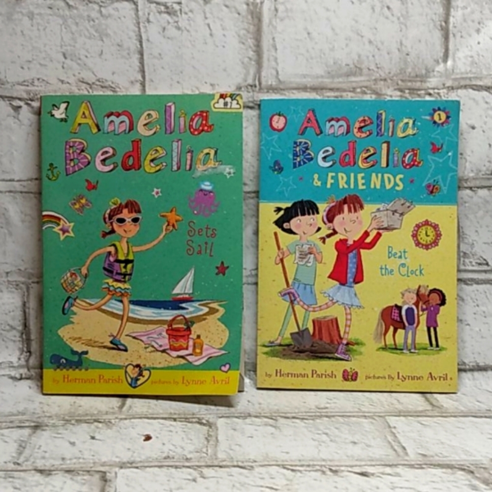 Amelia Bedelia books (2)